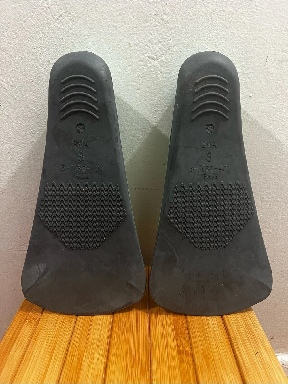 TYR Burner EBP Green Training Competitive Adult Swim Fins Men’s Small 5-7